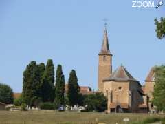 фотография de Tour Porte et Eglise St Laurent